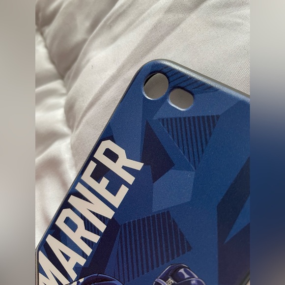 Toronto Maple Leafs - Mitch Marner iPhone 7 Case - Picture 4 of 5
